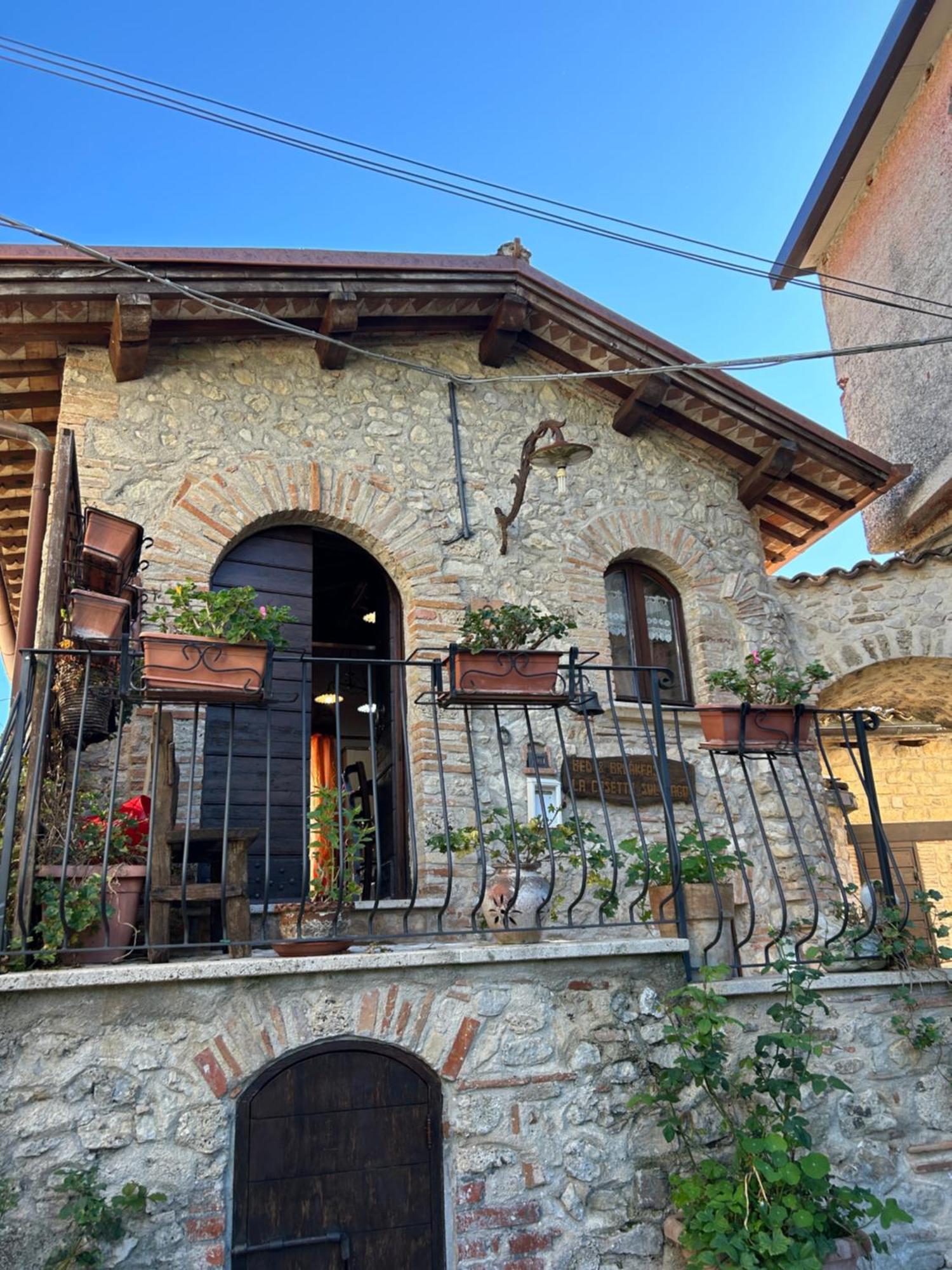 B&B La Casetta Sul Lago Colle di Tora Exterior photo