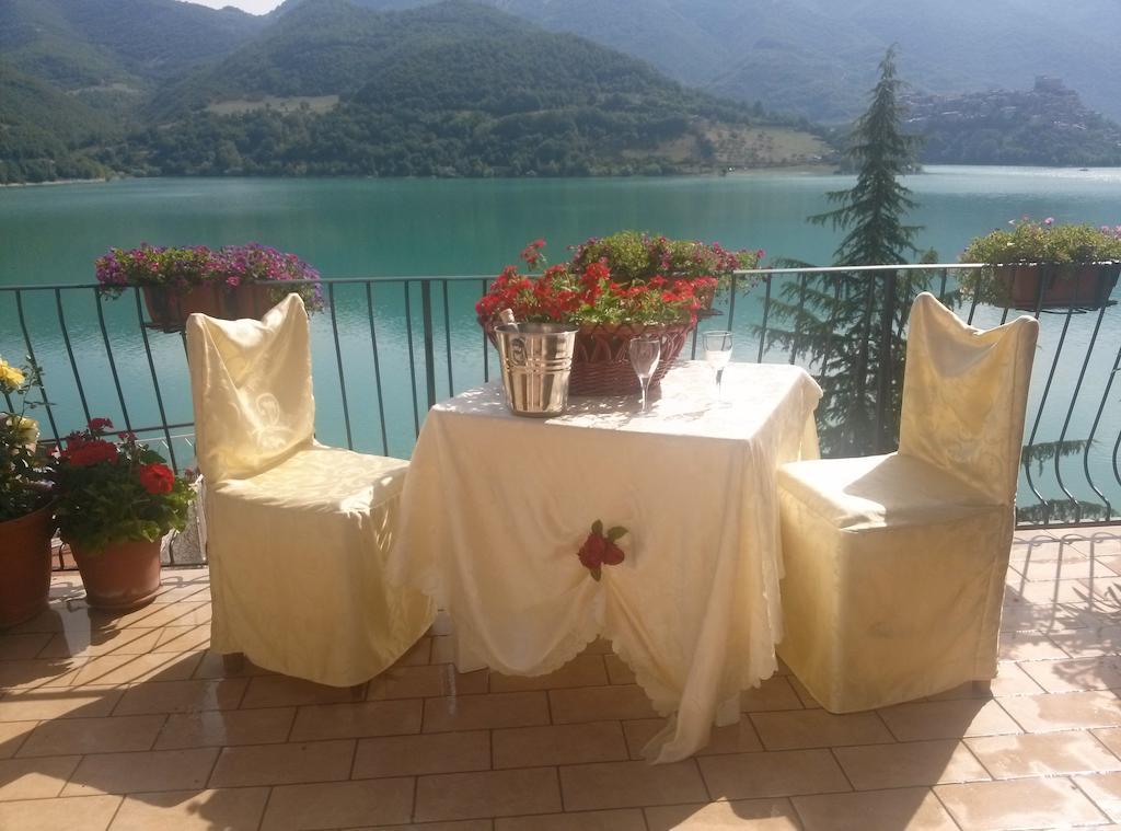 B&B La Casetta Sul Lago Colle di Tora Exterior photo
